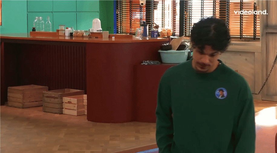 99252d76f81136fe71ac810e7ab3ae2e.gif