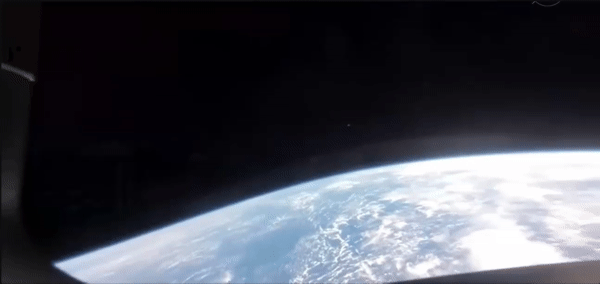 9a3b5561f919711f87d31157fcb3f3a3.gif
