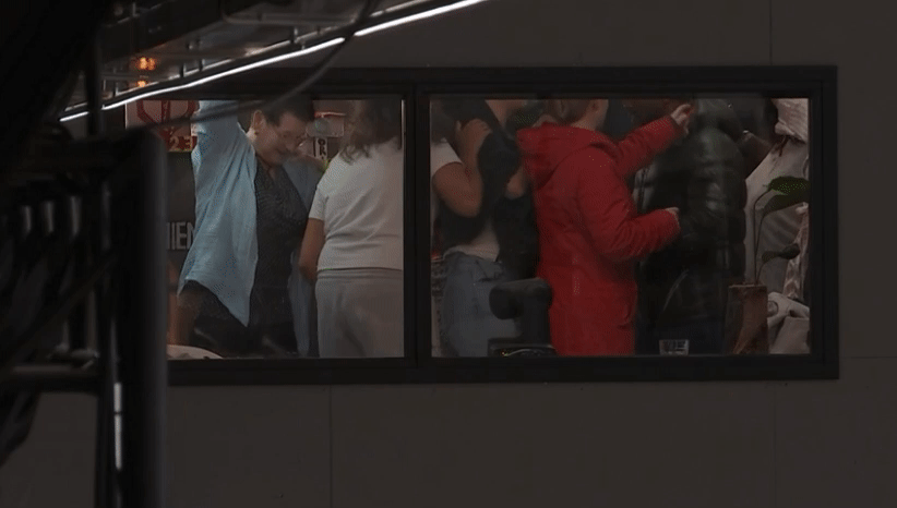 9a81cac1ea04e710d5c0b73b2bc91dd5.gif