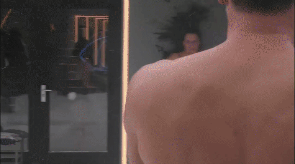 9aa1a3ff8f7e729523252f6afc914bff.gif