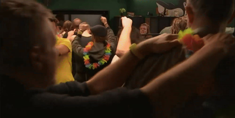 9ae1706c381505ae60d43809010a7470.gif