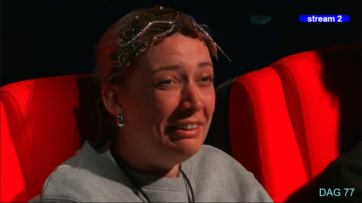 9be43295cad482b5a515b6980a632945.gif