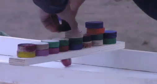a329819fb4f71bddb81029587ce99e34.gif