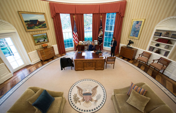 ホワイトハウスの大統領執務室 オーバルオフィス The Oval Office ウエストウィング レゾリュートデスク Knn Kandanewsnetwork 4knn Tv