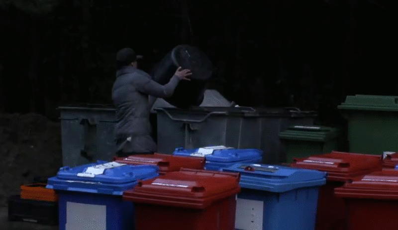 a788ab038363b468adfbf429f2e0036e.gif