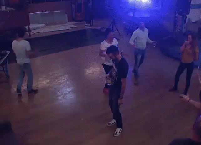a78c28b3bb2db7a896e54239dbd8bc1e.gif