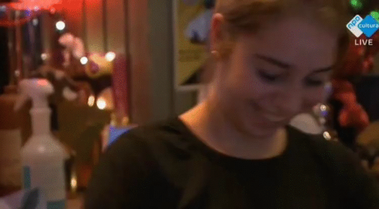 a847c4f4b4415e7b4348ac7212b84f82.gif