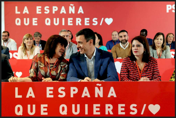 Lucha libre entre pagapensiones almerienses, uno con correa vs uno con madero