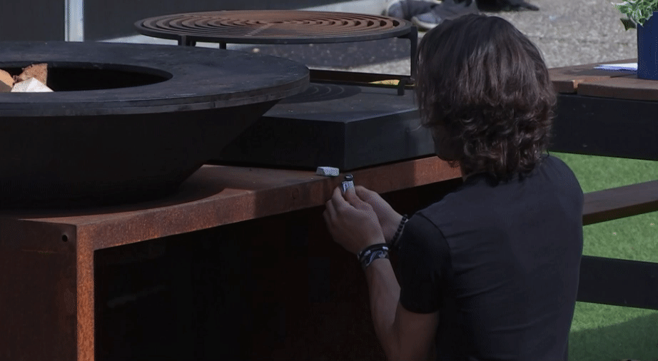 ac3f8a0404a18d34652b8f31712c6f86.gif