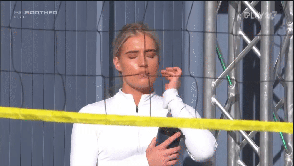 ae383fc546101cf0d42e6a2ec8e40f91.gif