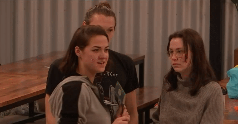b04baf42e9476e3c6bd4c7ba4d4f1236.gif