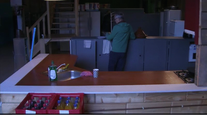 b16c982f7c328812eda9d171c0d91aa2.gif
