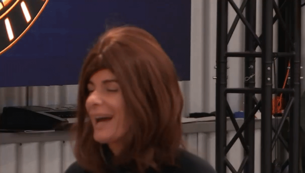 b5a7a4f1e358d61e5ba2c57eee9ebbff.gif