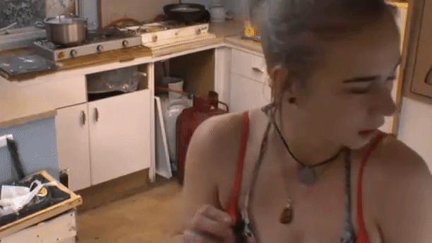 b5fa7ccc8d6699eae10277d4838a542f.gif