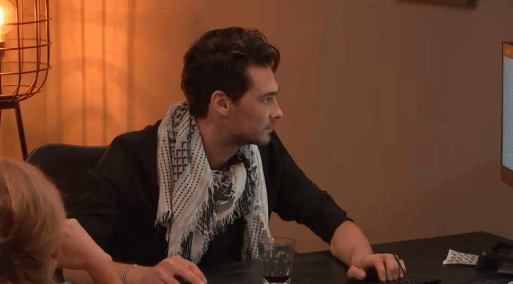 b636062f29e46f259d958c51a6646215.gif