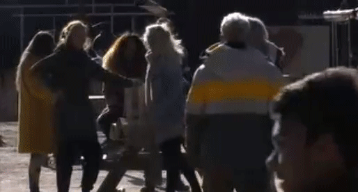 b657e060a88f3d3940b20836e333be45.gif