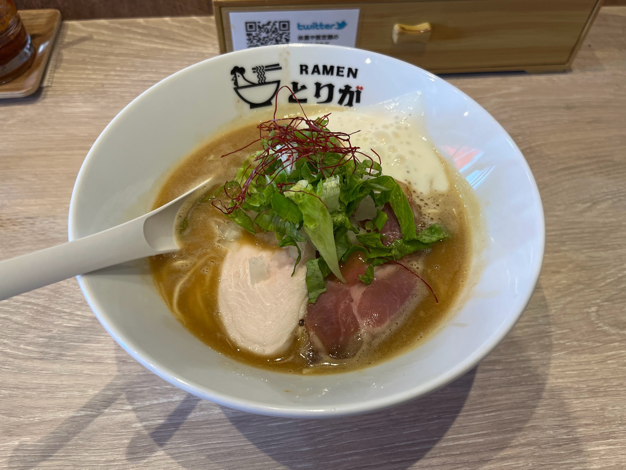川崎・とりが 鶏こい麺・醤油900円(2024年3月)