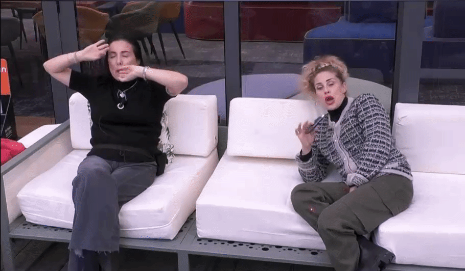 b82a4fe460260471ec0de9c4f707d6e4.gif