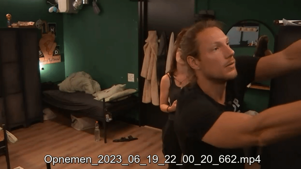 bb2a24694de170efef5083f279f9cc22.gif