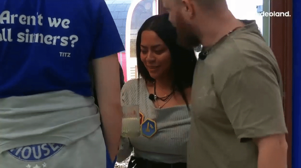 bbb433ac26a42172ef1b1e7eb8d38bb5.gif