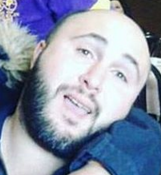 Rafa Mora dice que mide 180, no le creen y le debaten en instagram