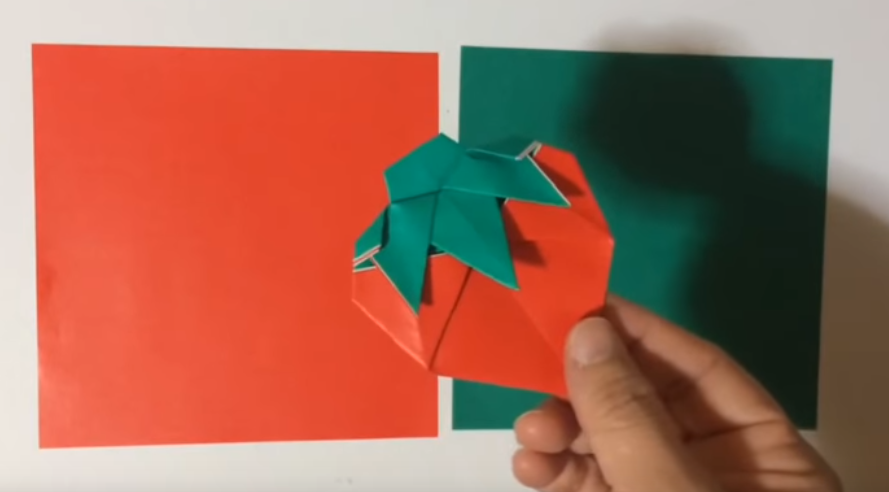 折り紙 いちごの折り方特集 手紙に使える平面からかわいい立体まで