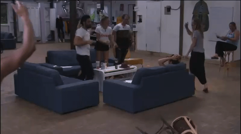 bd38842be840c9bfceb218c2221687c2.gif