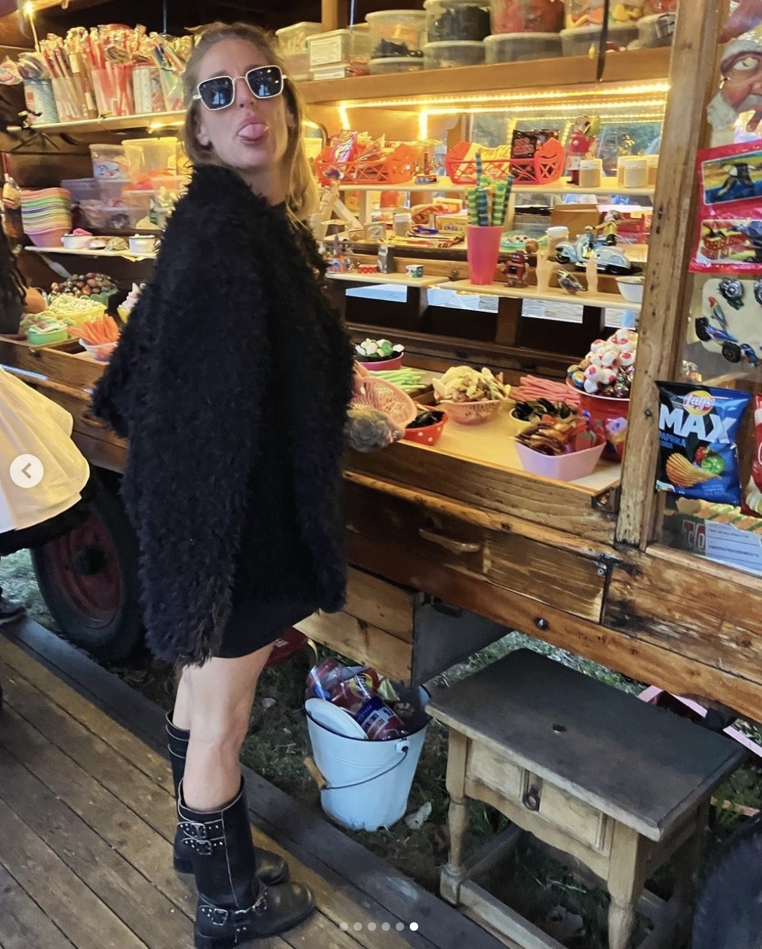 bdaf50cb68e22470d809b6e497250d18.jpg