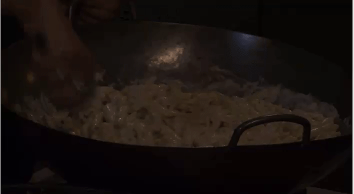 be900dfbbd7e77d63b139420e004e122.gif