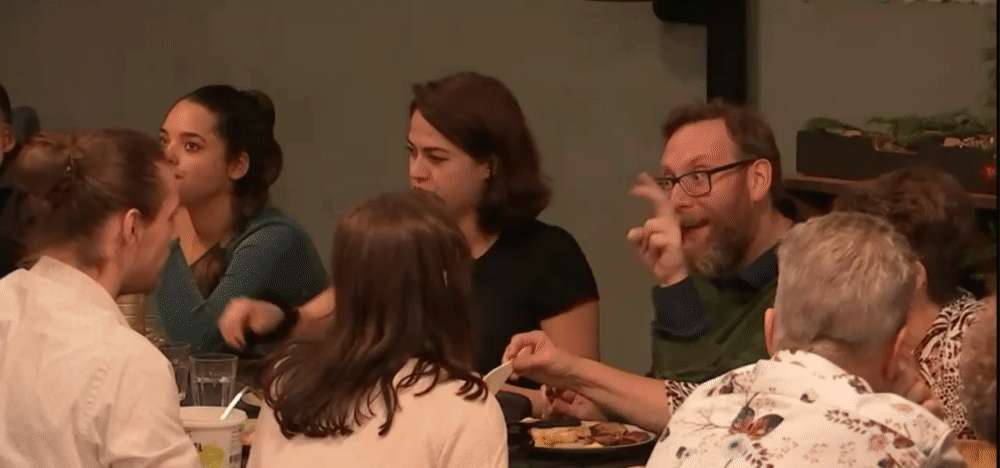 c0213d841cee265324d54aa15e745326.gif