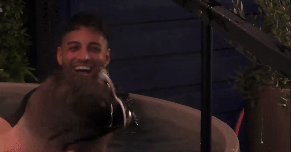 c023e5d9426deb9efa52328076689070.gif