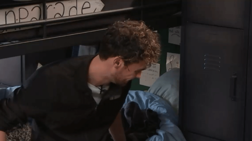 c105e1e3aec426f02259317e23785b90.gif