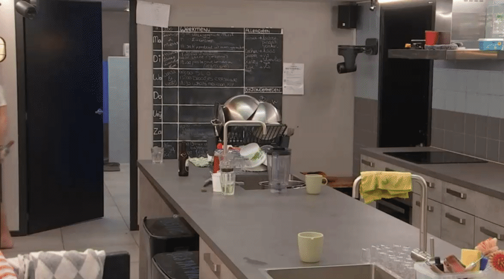 c1c7092b0da14282bc50f99e6b918b99.gif