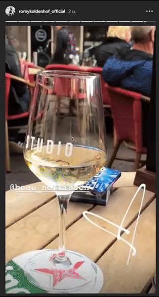 c1fe5605dacd5aa81703e9a27485eaed.gif