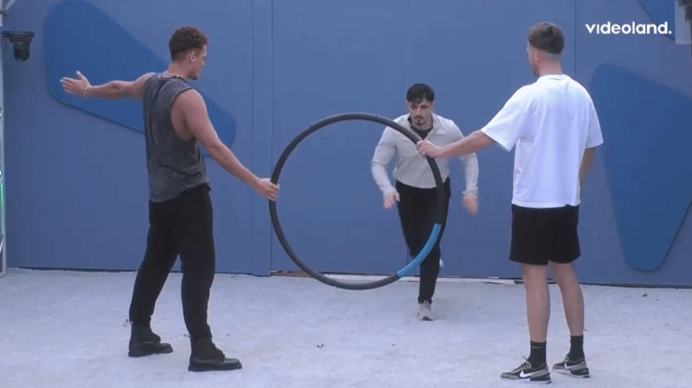 c2d9938855ff22f7e1f7f63399e8ce51.gif