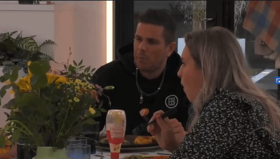 c460122ed9d3fc3f147179785f709e86.gif