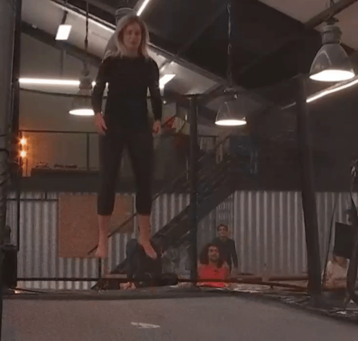 c5b731d1b4394455a89ffa81235f810d.gif