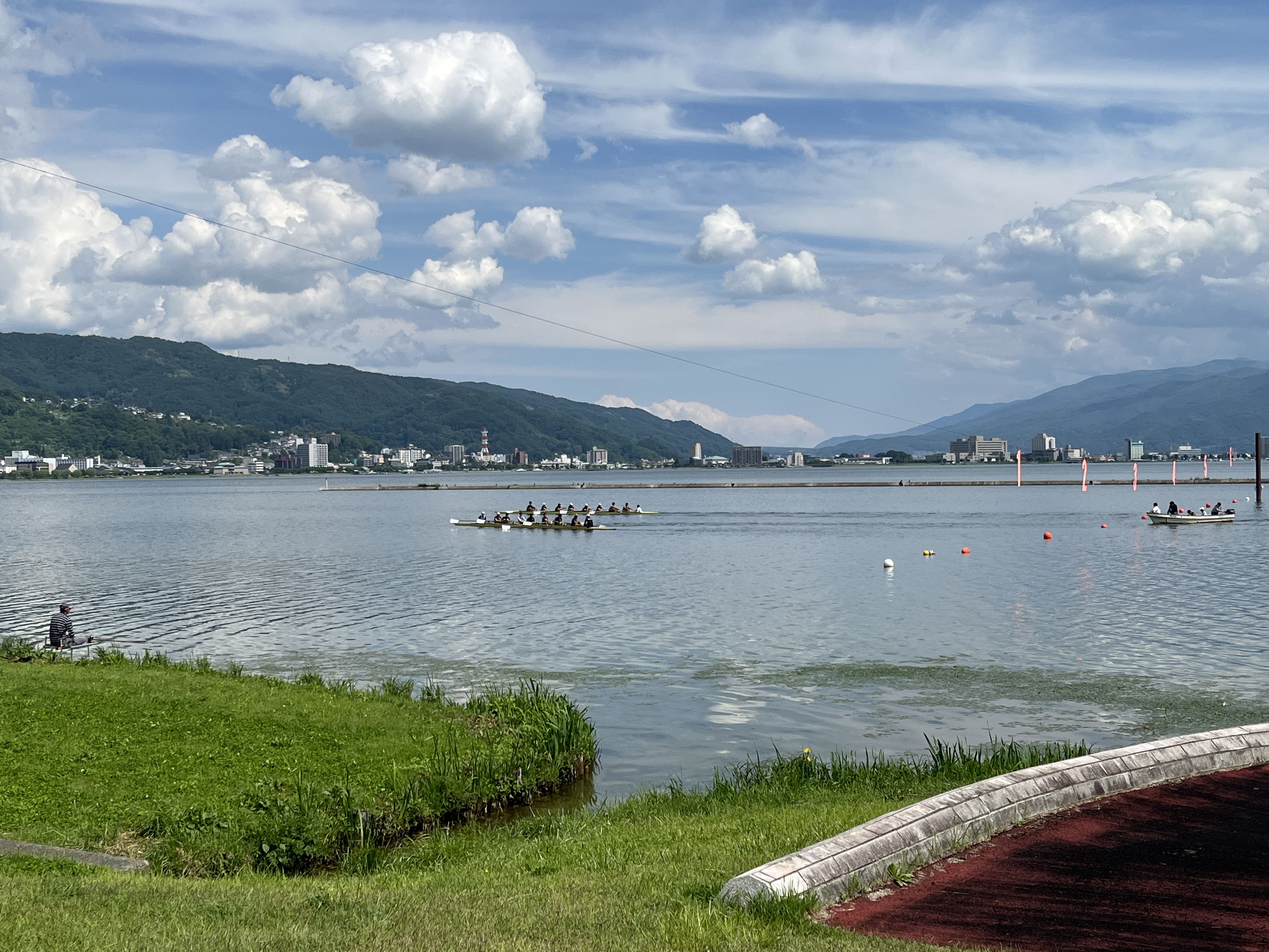 漕艇風景