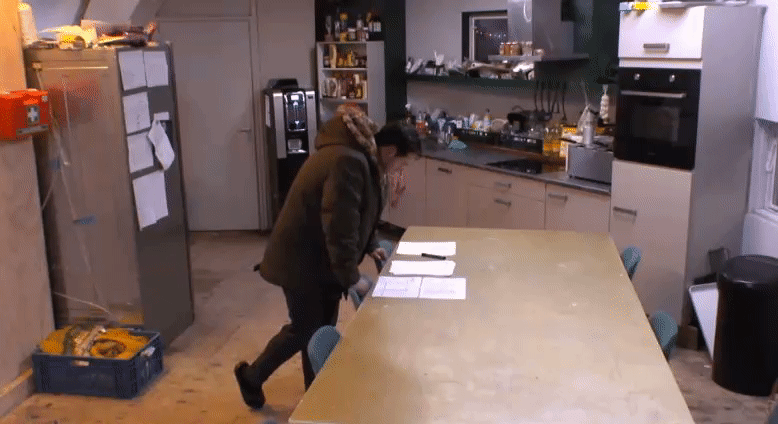 c6f524cf44e3885b759fa0d76c67b1a9.gif