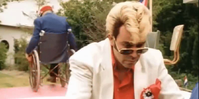 c83685a1c79b20ec7fcb87455e211aa8.gif