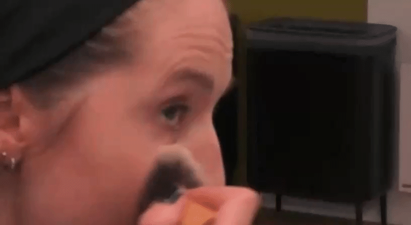 c8ad1220e9c636c6c4b8edd2fc1ec77f.gif