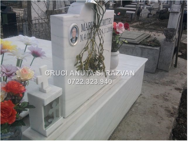 Monumente Funerare Sector 2 Monumente Funerare Sector 2