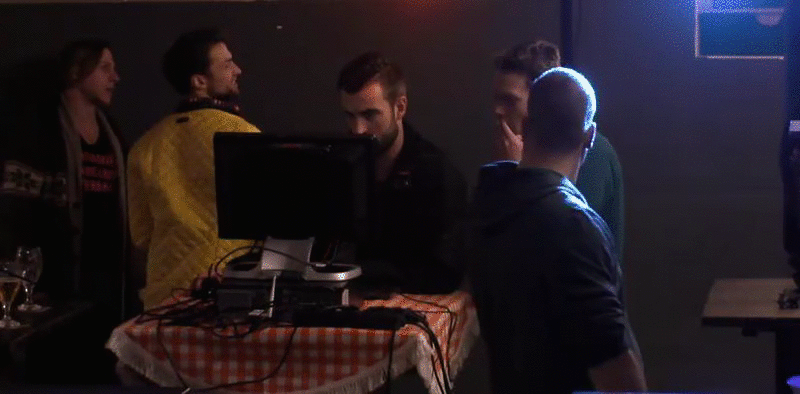 cb66ad902321b6e3683a1ebb05cba346.gif