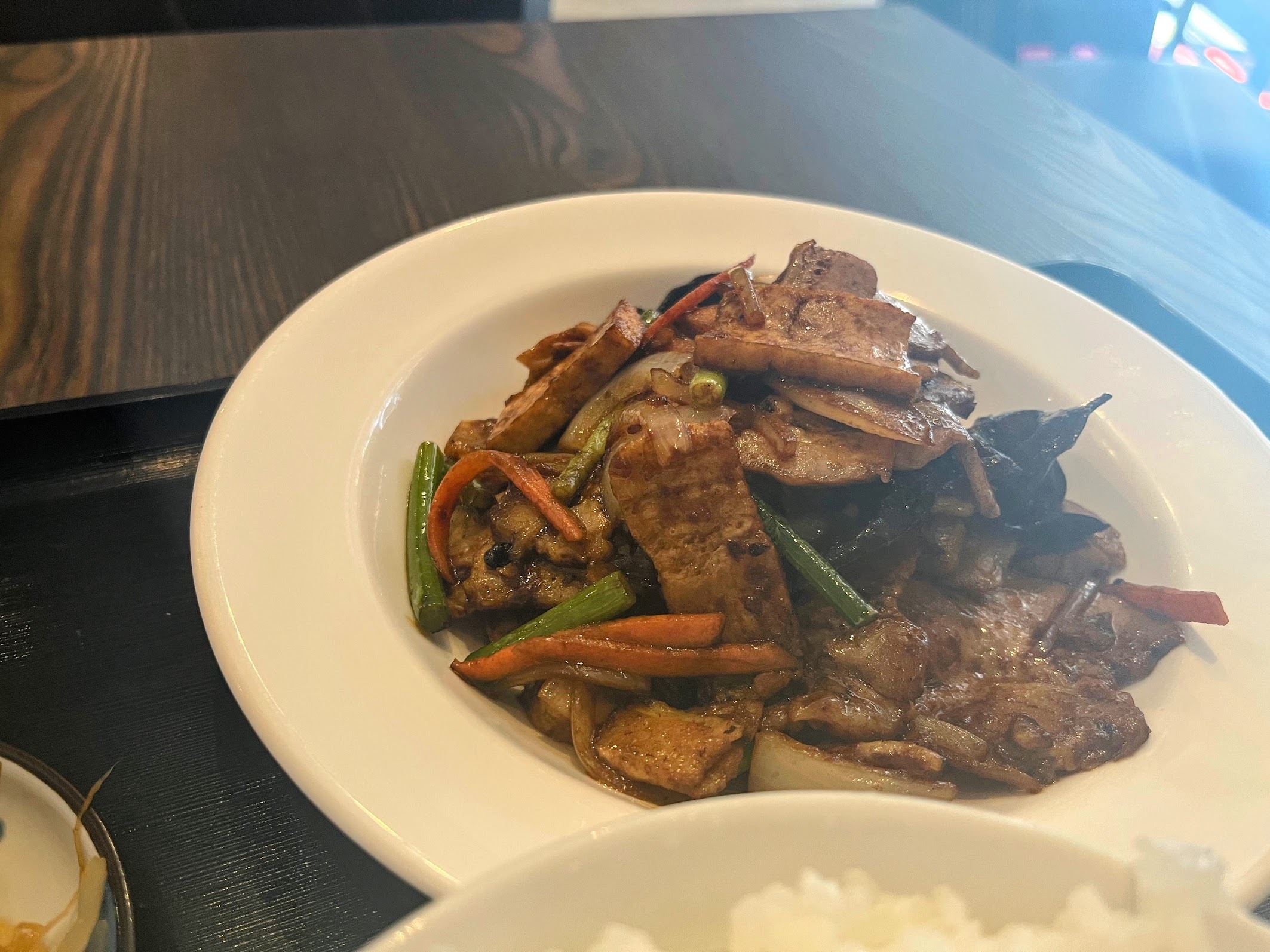 農家小炒肉は豚肉のピリ辛炒め