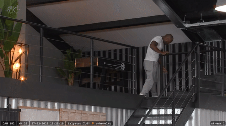 cf805db765a94588135a507d2ad51eb1.gif