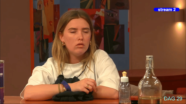 cfb177a2e6da8f6a333aecdbbd5d9d8e.gif