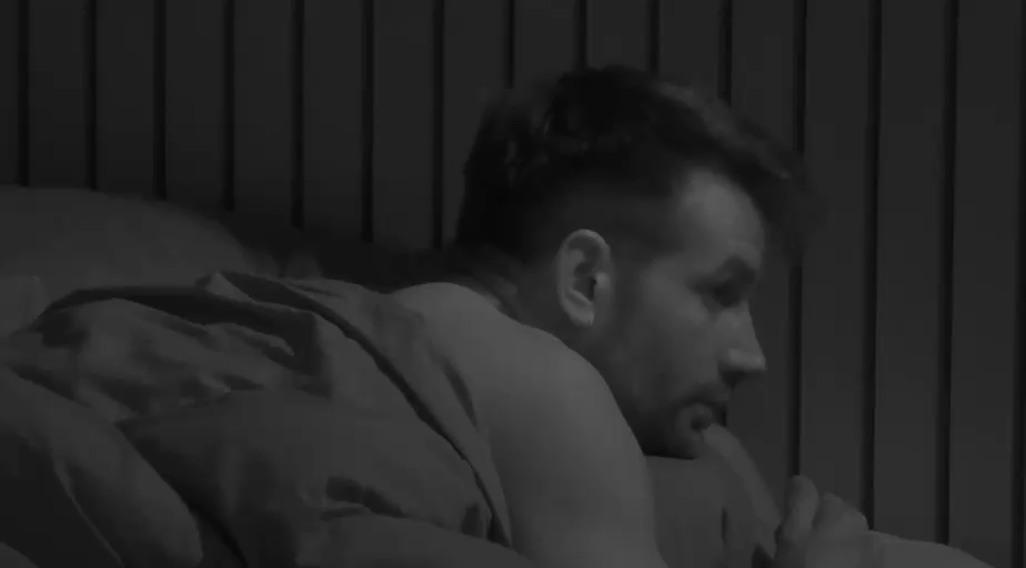 d03e066867a7e6ed23871d1a57cadea6.gif