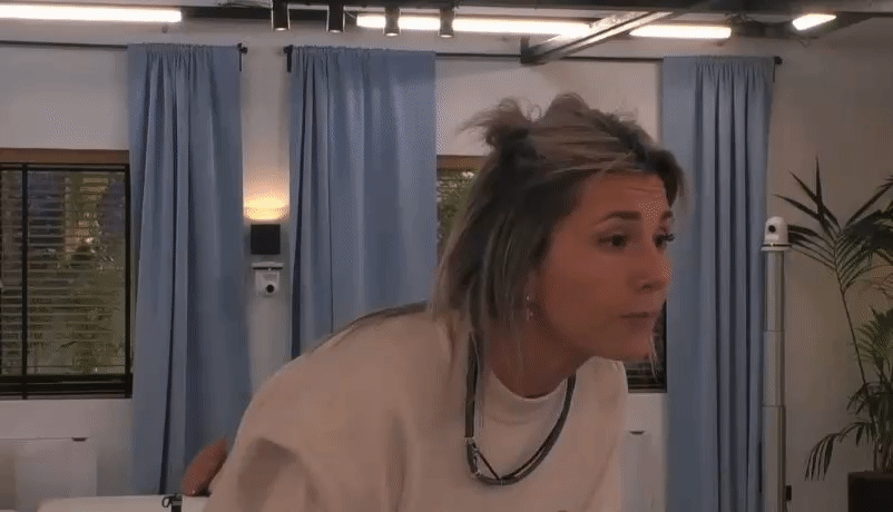 d07d20a2ba06f947939f07381ede425f.gif