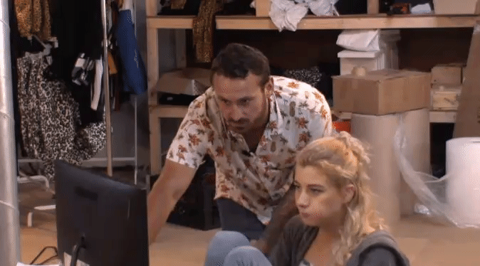 d0893e6ce34067fd4d5546c179799d37.gif