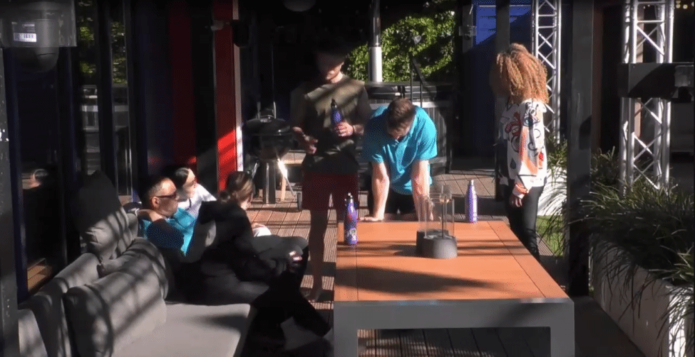 d170223a8541e1834bf3fa021843caf9.gif